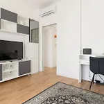 Guesthost - Cosy Calvairate & Porta Romana Mailand