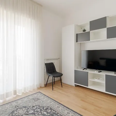 Apartment Guesthost - Cosy Calvairate & Porta Romana Mailand